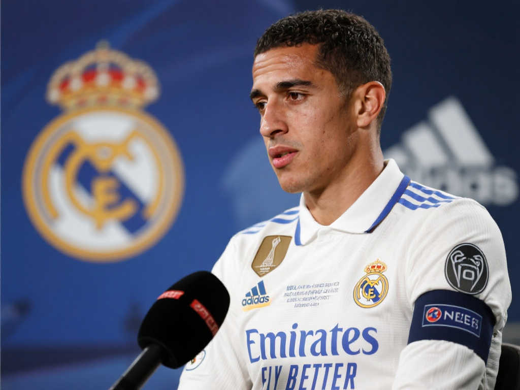 阿扎尔退役传闻再起 下家仍无定论 阿扎尔退役传闻再起 下家仍无定论